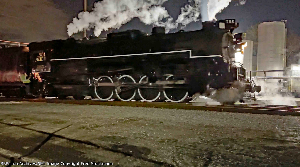 Trailing now all the way to Fitzwater Yard.